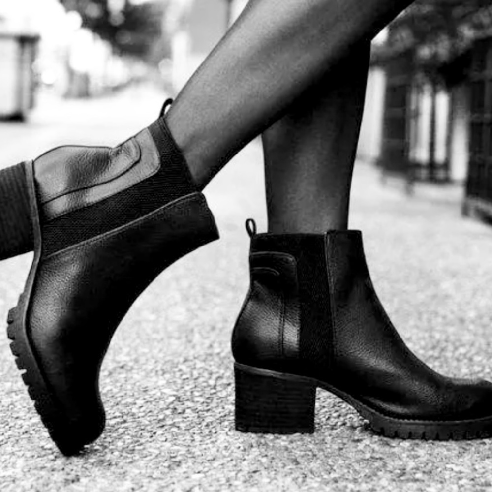 MIA “Colton” Lug ankle boots